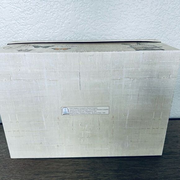 Birdcage Bird Print Storage Gift Box - Picture 4 of 4